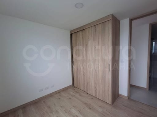 Apartamento de 3 alcobas en arriendo en Suramérica, Itagüí, 88 m² · foto 8 de 24