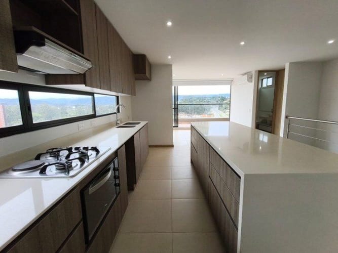Apartamento de 3 alcobas en arriendo en El Porvenir, Rionegro, 150 m² · foto 5 de 19