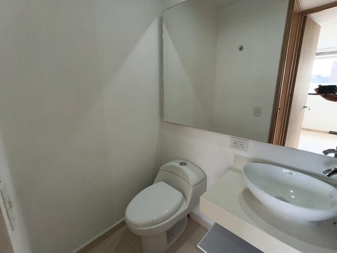 Apartamento de 3 alcobas en arriendo en El Porvenir, Rionegro, 150 m² · foto 16 de 19
