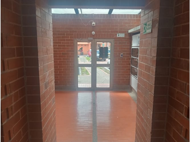 Apartamento de 2 alcobas en venta en Ciudadela Colsubsidio, Bogotá, 49 m² · foto 4 de 24