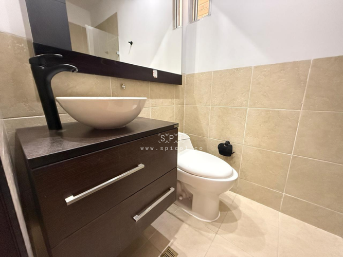 Apartamento de 3 alcobas en venta en El Tesoro, Medellín, 250 m² · foto 21 de 24