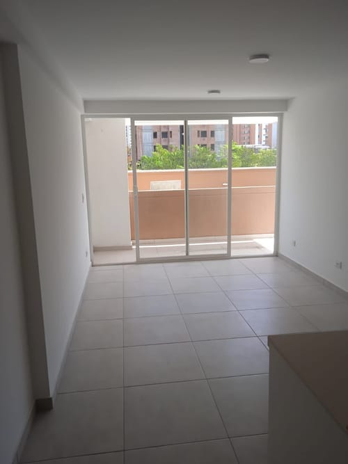 Apartamento de 2 alcobas en venta en Hacienda Santa Cruz, Ibagué, 89 m² · foto 2 de 20
