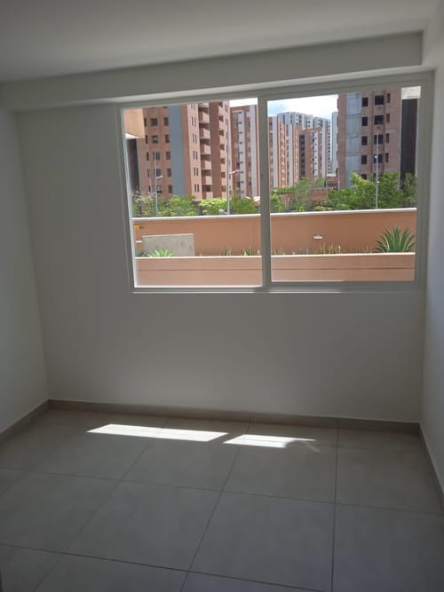 Apartamento de 2 alcobas en venta en Hacienda Santa Cruz, Ibagué, 89 m² · foto 8 de 20