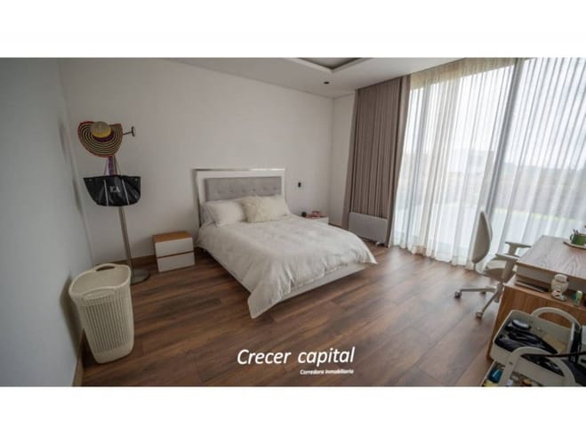 Casa de 3 alcobas en venta en Las Palmas, Envigado, 418 m² · foto 24 de 24