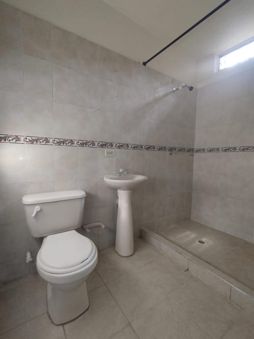 Apartamento de 2 alcobas en arriendo en La Esperanza, Cali, 55 m² · foto 10 de 10
