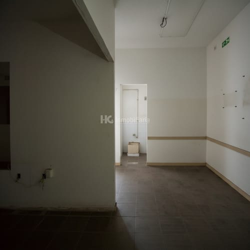 Local en arriendo en Ricaurte, Bucaramanga, 2147 m² · foto 23 de 24