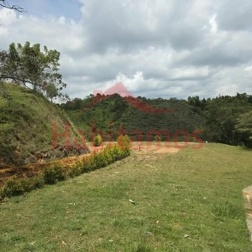 Lote en venta en Mampuesto, Rionegro, 4081 m² · foto 2 de 6