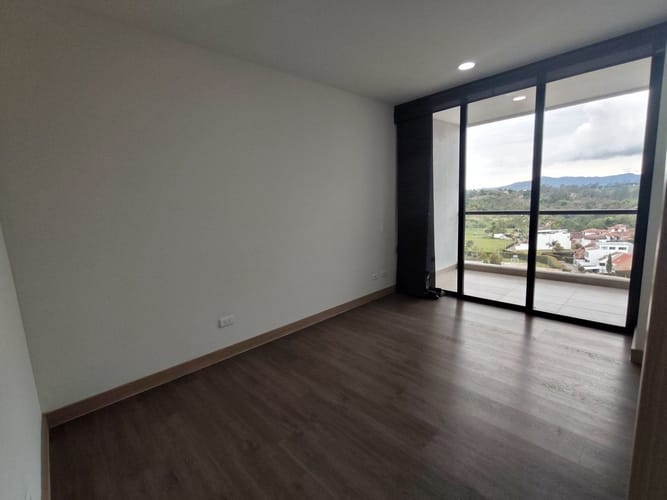 Apartamento de 2 alcobas en arriendo en Los Colegios, Rionegro, 73 m² · foto 9 de 16