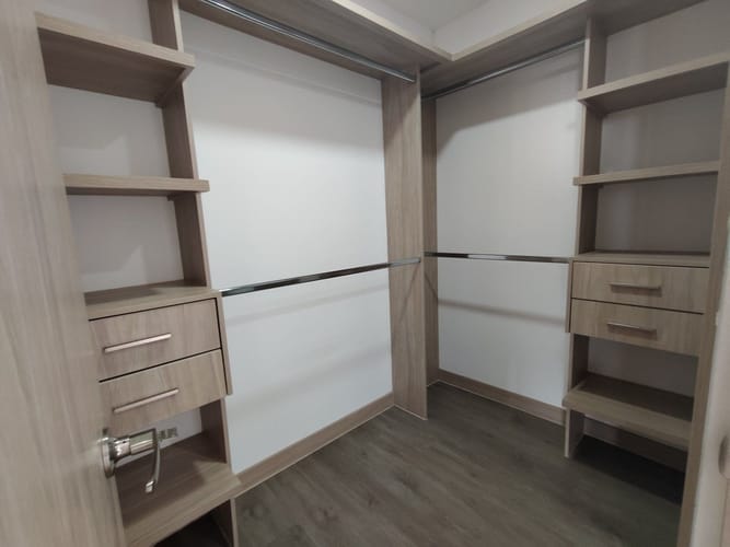 Apartamento de 2 alcobas en arriendo en Los Colegios, Rionegro, 73 m² · foto 10 de 16