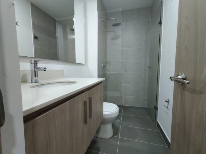 Apartamento de 2 alcobas en arriendo en Los Colegios, Rionegro, 73 m² · foto 11 de 16