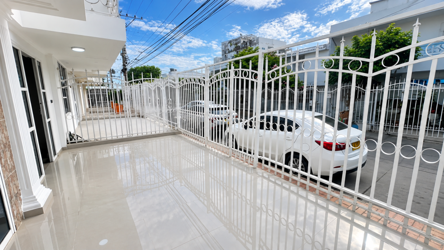 Casa de 3 alcobas en venta en El Recreo, Cartagena, 170 m² · foto 2 de 22
