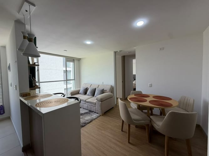 Apartamento de 2 alcobas en venta en Baja Suiza, Manizales, 48 m² · foto 3 de 10