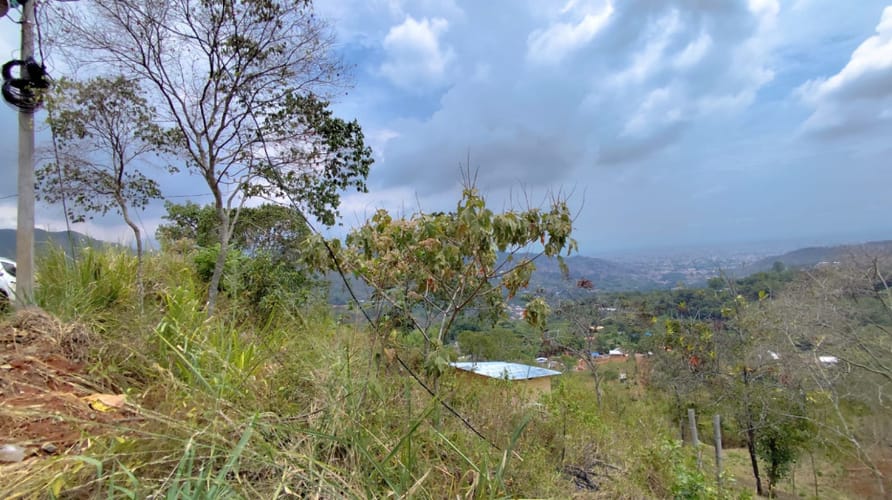 Lote en venta en La Reforma, Cali, 3000 m² · foto 4 de 8