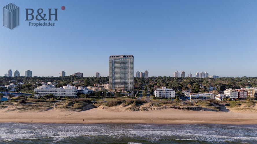 Apartamento de 3 dormitorios a la venta y en alquiler anual - Punta del Este · Foto 5