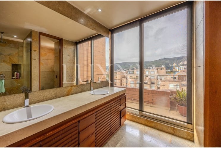 Apartamento de 5 alcobas en venta en La Calleja, Bogotá, 323 m² · foto 8 de 24