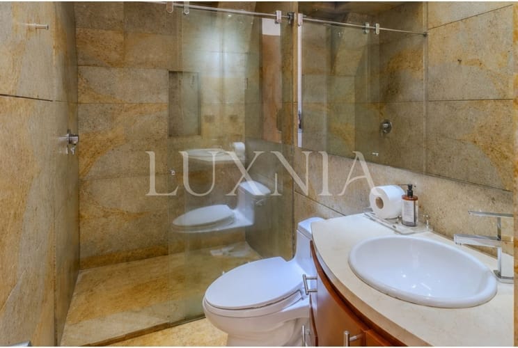 Apartamento de 5 alcobas en venta en La Calleja, Bogotá, 323 m² · foto 16 de 24