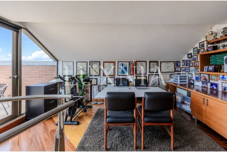 Apartamento de 5 alcobas en venta en La Calleja, Bogotá, 323 m² · foto 18 de 24