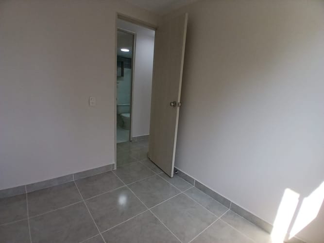 Apartamento de 3 alcobas en arriendo en Belén, Medellín, 50 m² · foto 14 de 17