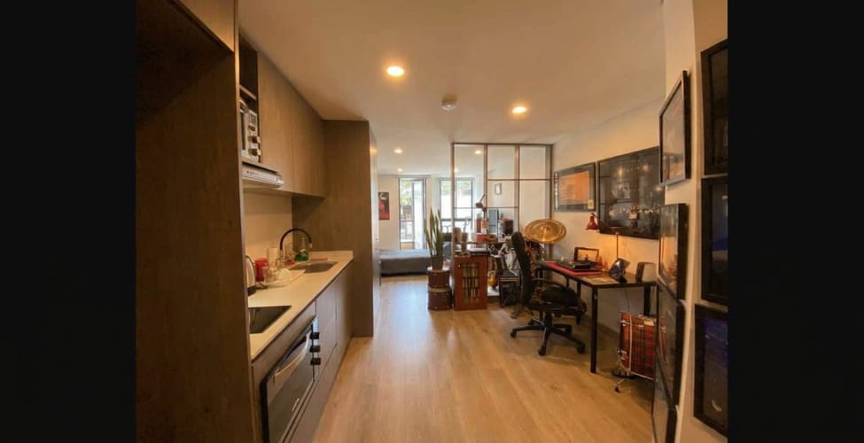Apartamento de 1 alcoba en venta en La Soledad, Bogotá, 33 m² · foto 2 de 17