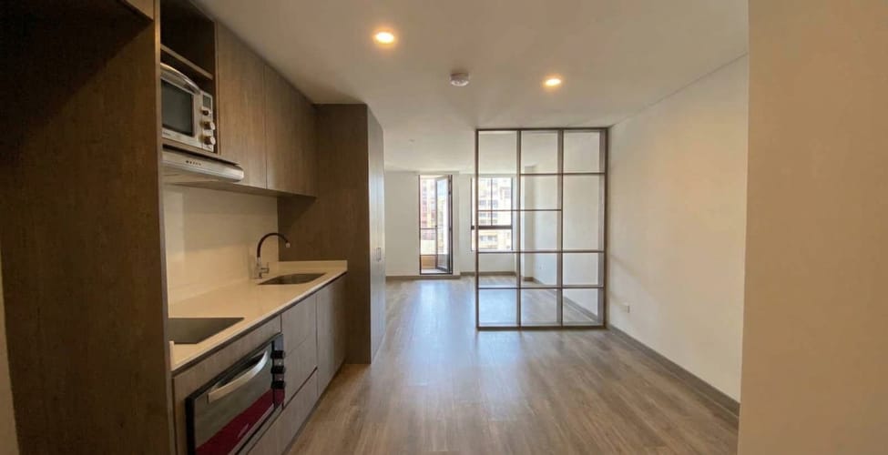 Apartamento de 1 alcoba en venta en La Soledad, Bogotá, 33 m² · foto 3 de 17