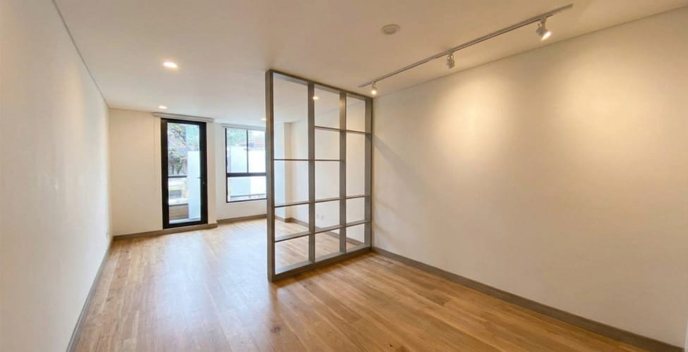 Apartamento de 1 alcoba en venta en La Soledad, Bogotá, 33 m² · foto 5 de 17