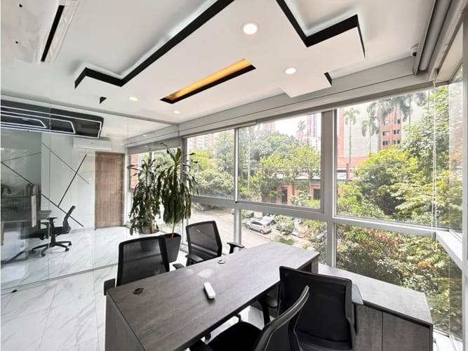 Oficina en arriendo en Castropol, Medellín, 96 m² · foto 5 de 9