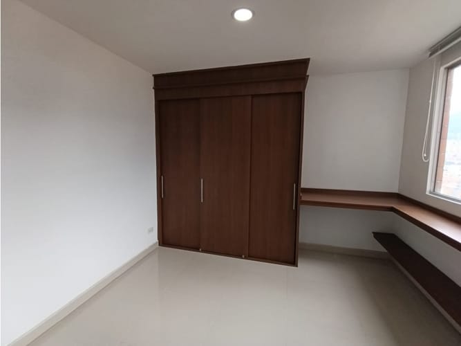 Apartamento de 3 alcobas en venta en Viviendas Del Sur, Itagüí, 82 m² · foto 9 de 18