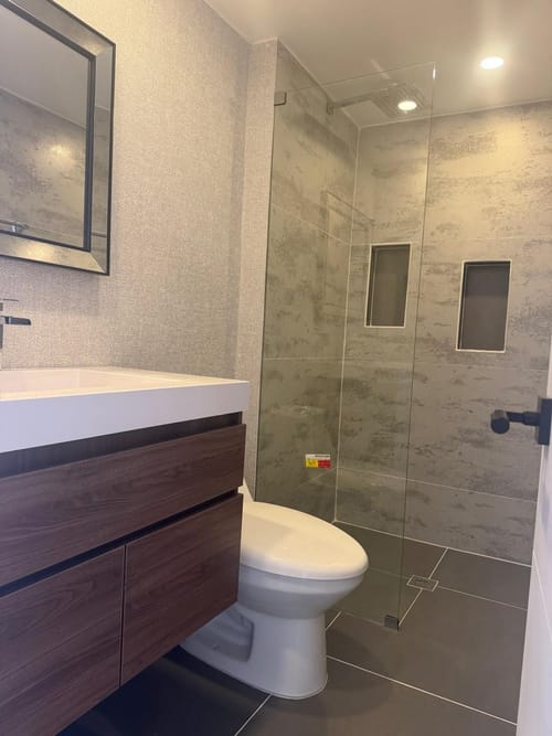Apartamento de 3 alcobas en venta en Oviedo, Medellín, 150 m² · foto 8 de 17