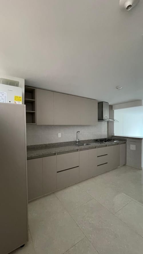 Apartamento de 3 alcobas en venta en Cañaveral, Floridablanca, 95 m² · foto 4 de 16