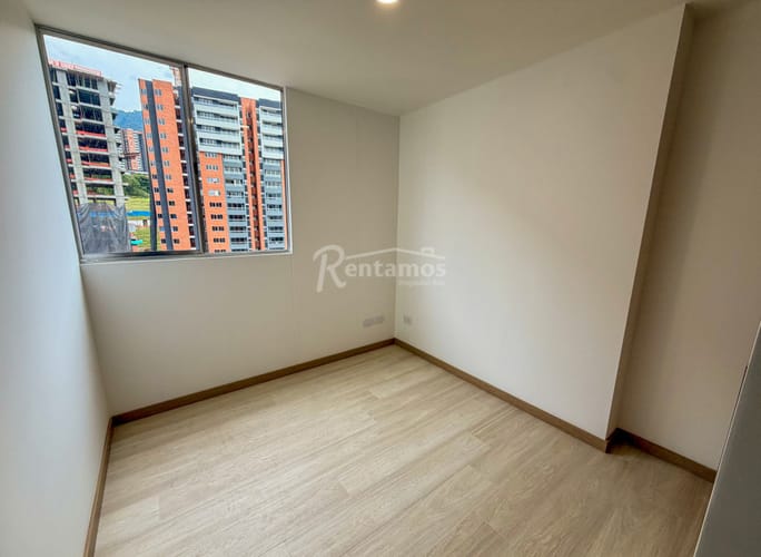 Apartamento de 3 alcobas en venta en Camino Verde, Envigado, 55 m² · foto 23 de 24