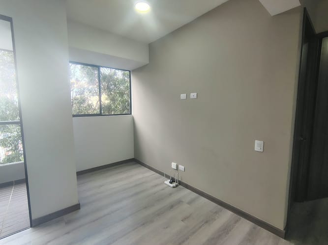 Apartamento de 2 alcobas en arriendo en El Poblado, Medellín, 64 m² · foto 8 de 16