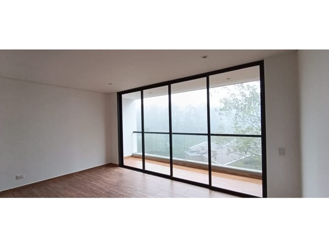 Apartamento de 2 alcobas en venta en Los Salados, El Retiro, 190 m² · foto 3 de 11