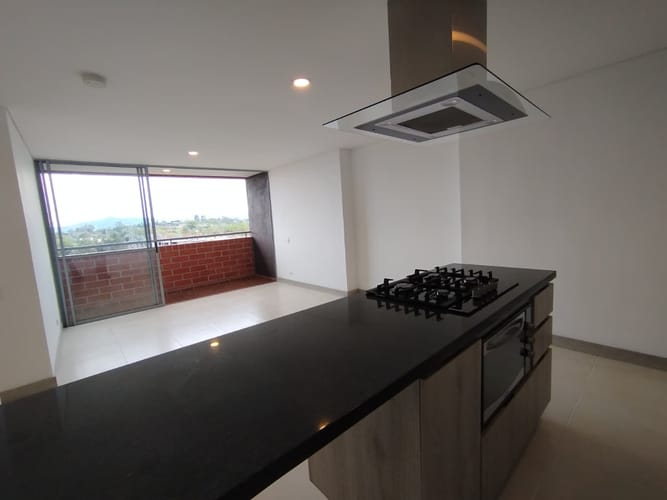 Apartamento de 3 alcobas en arriendo en Santa Ana, Rionegro, 72 m² · foto 2 de 14