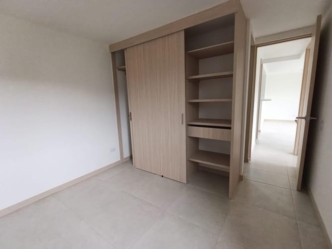 Apartamento de 2 alcobas en arriendo en San Jose, Sabaneta, 54 m² · foto 10 de 15
