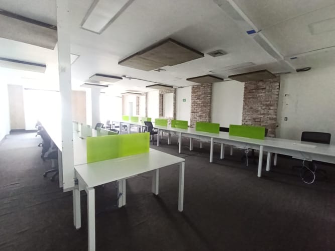 Local en arriendo en El Poblado, Medellín, 1863 m² · foto 8 de 20