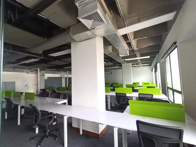 Local en arriendo en El Poblado, Medellín, 1863 m² · foto 10 de 20