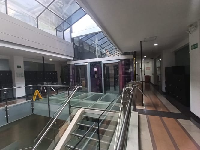 Local en arriendo en El Poblado, Medellín, 1863 m² · foto 13 de 20