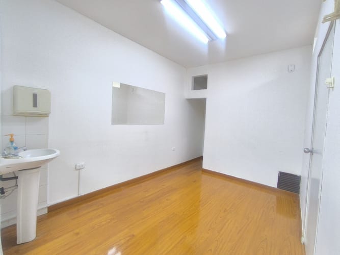 Local en arriendo en Nueva Tequendama, Cali, 95 m² · foto 16 de 17