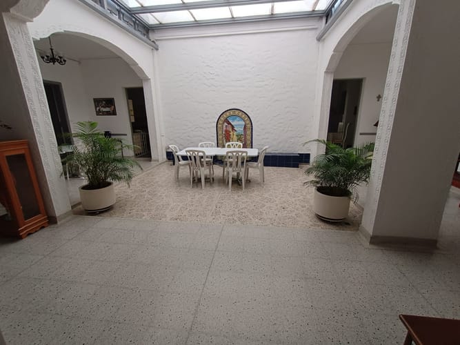 Casa de 13 alcobas en arriendo en Prado, Medellín, 550 m² · foto 12 de 24