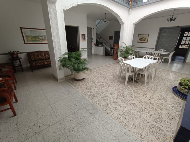 Casa de 13 alcobas en arriendo en Prado, Medellín, 550 m² · foto 19 de 24