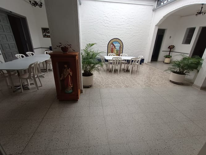 Casa de 13 alcobas en arriendo en Prado, Medellín, 550 m² · foto 20 de 24