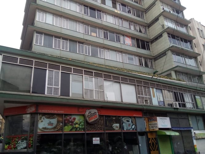 Edificio en venta en San Pedro, Cali · foto 2 de 3