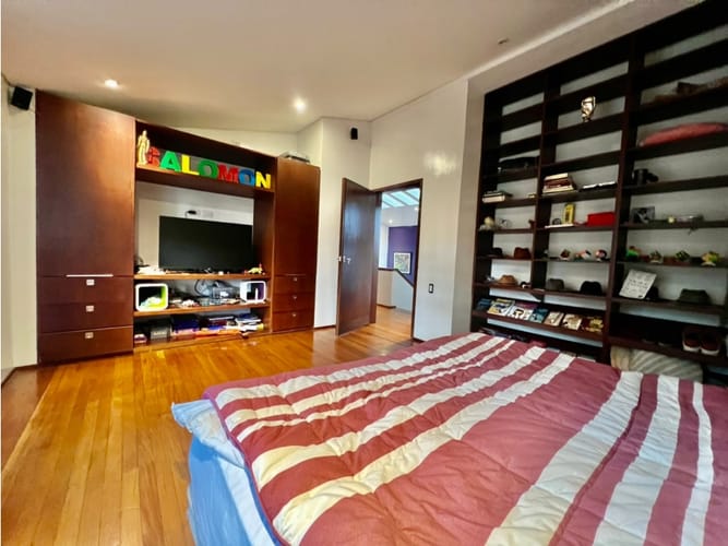 Casa de 4 alcobas en arriendo en Niza Norte, Bogotá, 600 m² · foto 14 de 24