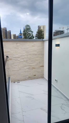 Casa de 3 alcobas en arriendo en Rionegro, 174 m² · foto 11 de 24