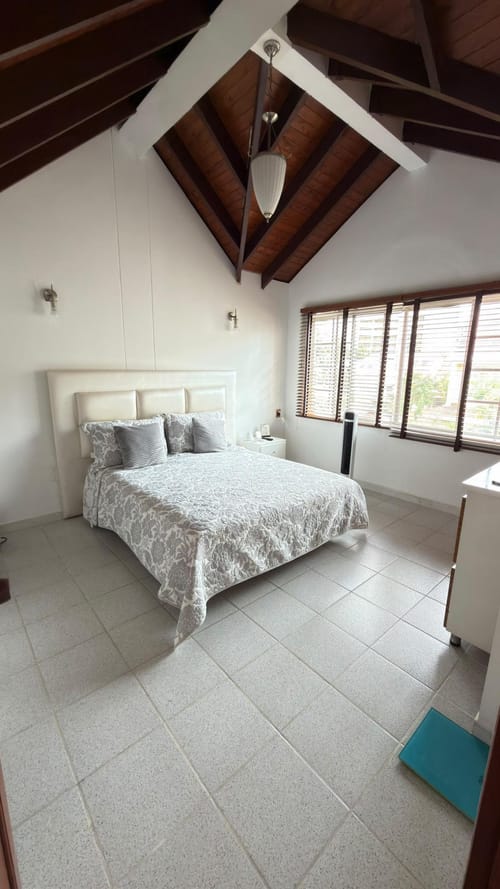 Casa de 5 alcobas en venta en Cañaveral, Floridablanca, 250 m² · foto 18 de 23