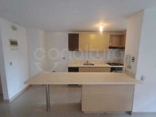 Apartamento de 3 alcobas en arriendo en Loma De San Jose, Sabaneta, 88 m² · foto 1 de 23