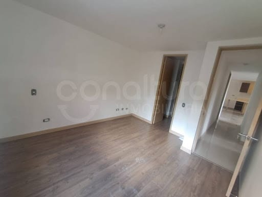 Apartamento de 3 alcobas en arriendo en Loma De San Jose, Sabaneta, 88 m² · foto 9 de 23