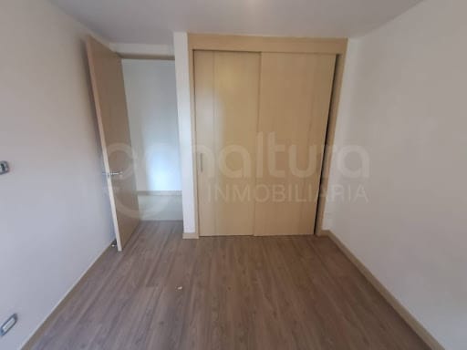 Apartamento de 3 alcobas en arriendo en Loma De San Jose, Sabaneta, 88 m² · foto 10 de 23