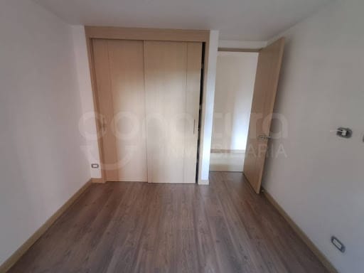 Apartamento de 3 alcobas en arriendo en Loma De San Jose, Sabaneta, 88 m² · foto 14 de 23