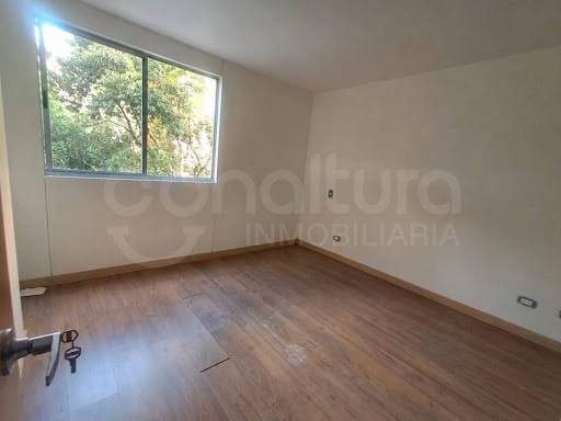 Apartamento de 3 alcobas en arriendo en Loma De San Jose, Sabaneta, 88 m² · foto 15 de 23